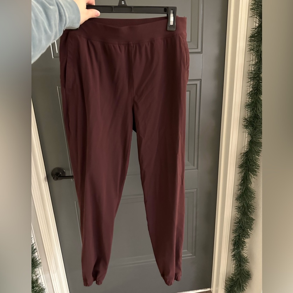 Lululemon joggers